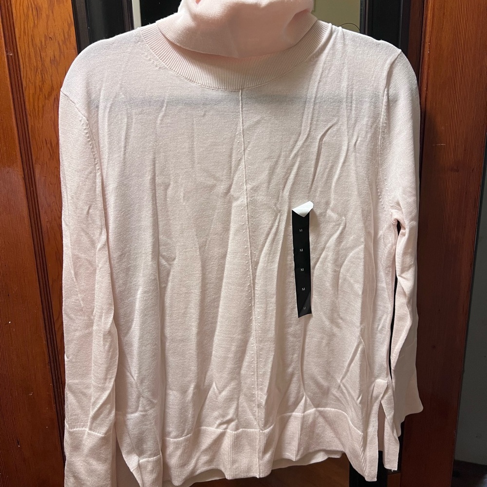 NWT Banana Republic Cream 100% Merino Wool Sweater